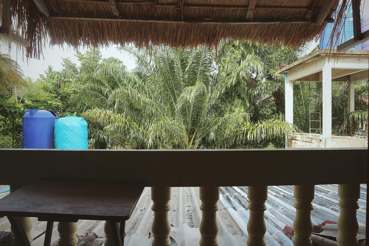 ホテル マリーナ ハット ゲスト ハウス Ko Lanta エクステリア 写真